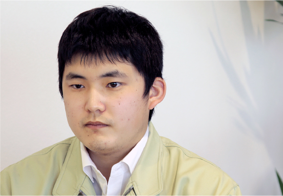社員インタビュー落谷さん01